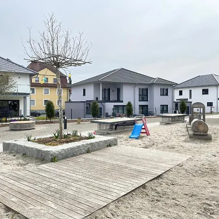 Amao-stays I 60qm Penthouse I King-size Boxspringbett I Seeblick I Europapark * Kenzingen